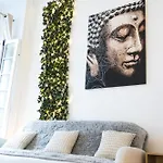 Lx Seleni شقة